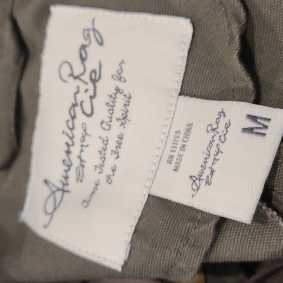 American Rag Army Green zippered vest - Picture 5 of 5